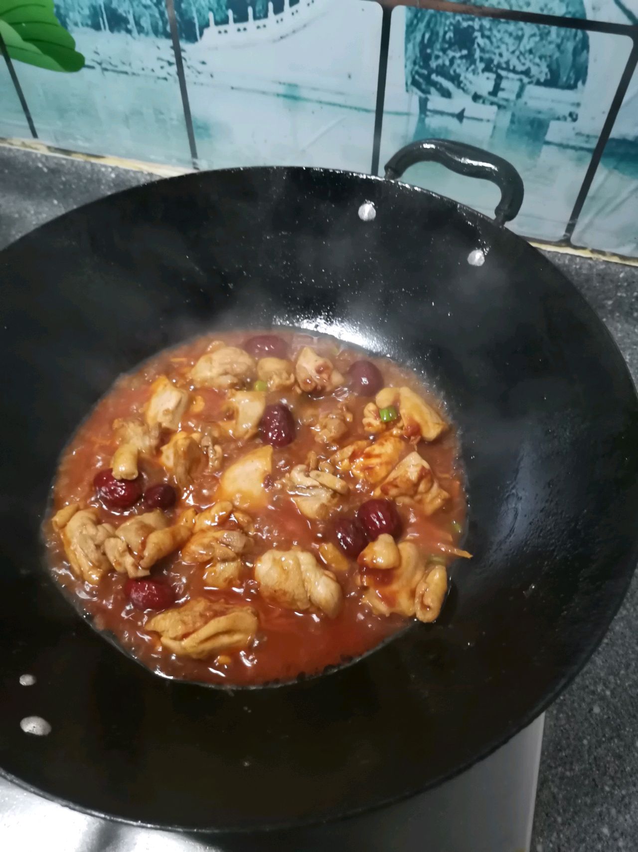 红枣栗子炆鸡