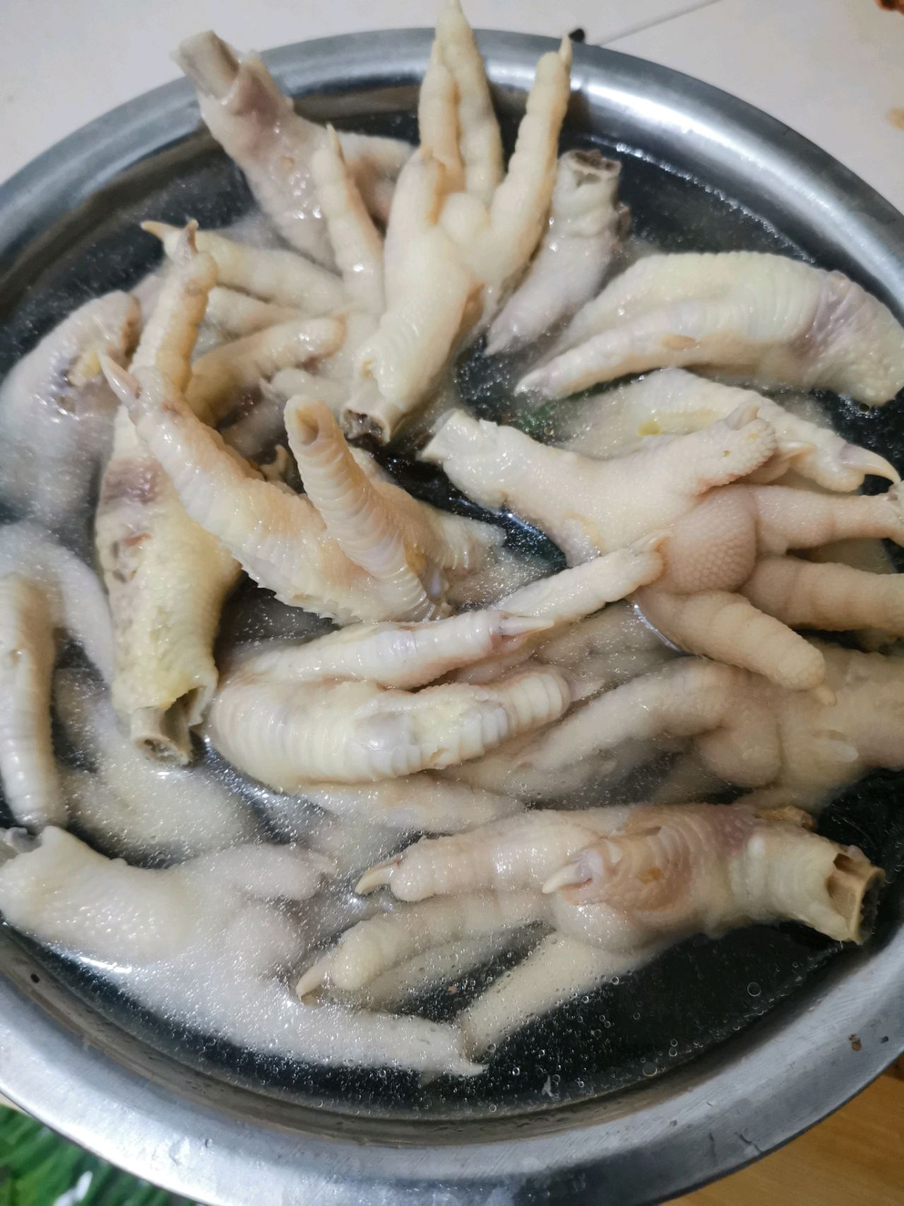 胡辣椒泡椒鸡爪