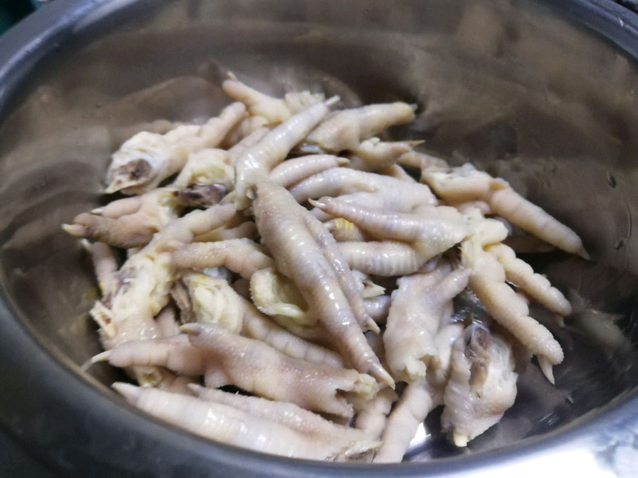 胡辣壳泡凤爪