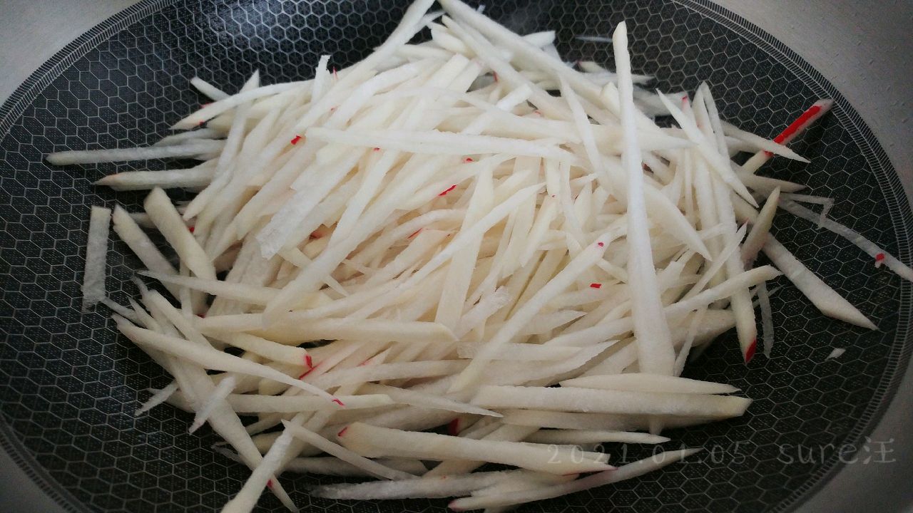 胡辣虾干萝卜汤