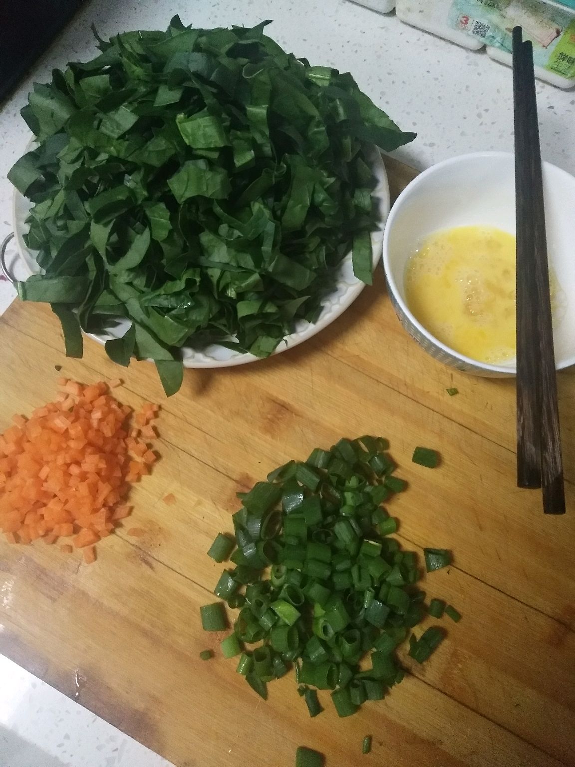 胡萝卜菠菜蛋花汤