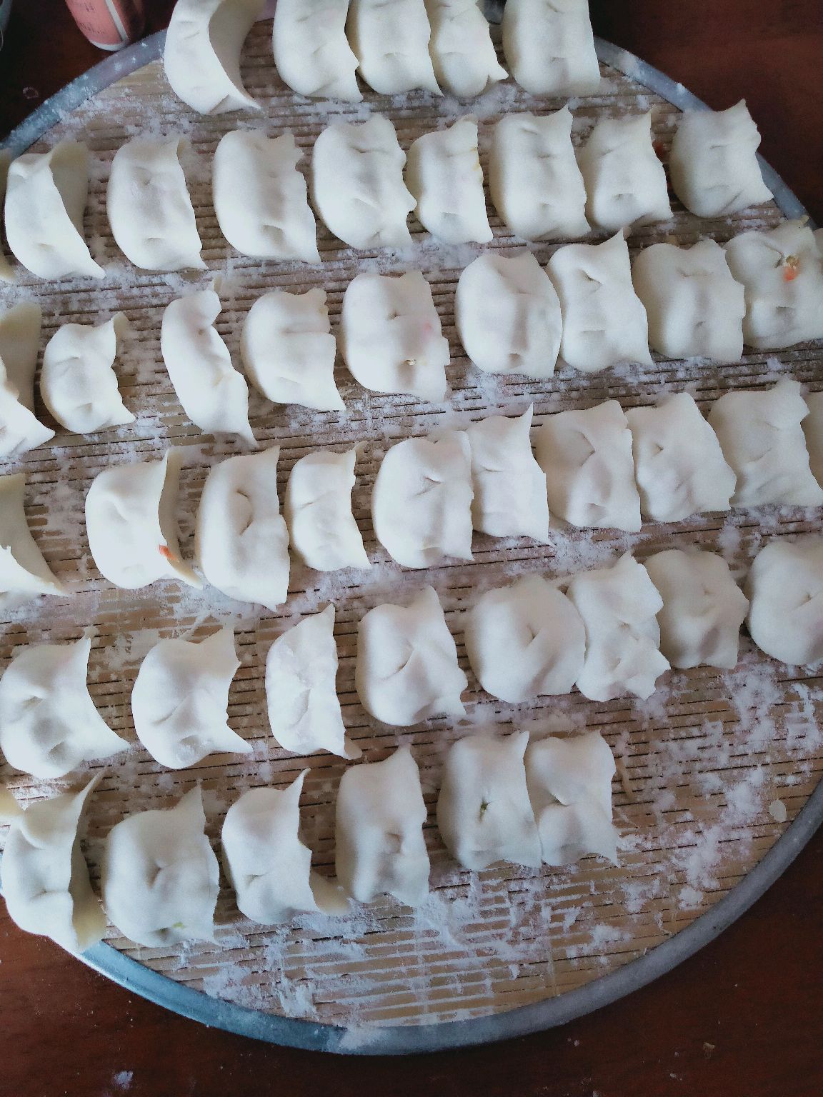 胡萝卜鸡蛋饺子