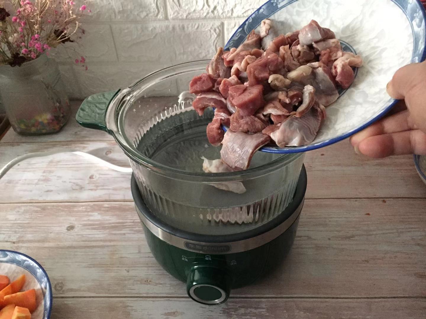 胡萝卜焖羊肉