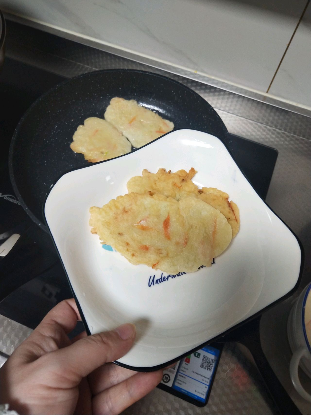 胡萝卜香葱鸡蛋饼
