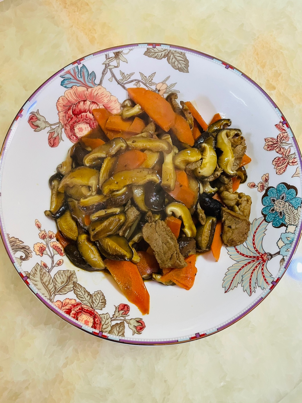 胡萝卜香菇烩瘦肉（下饭菜）