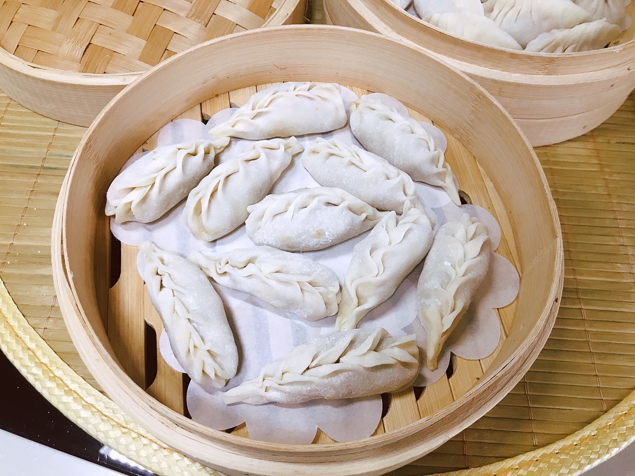 【胡萝卜玉米香菇蒸饺】