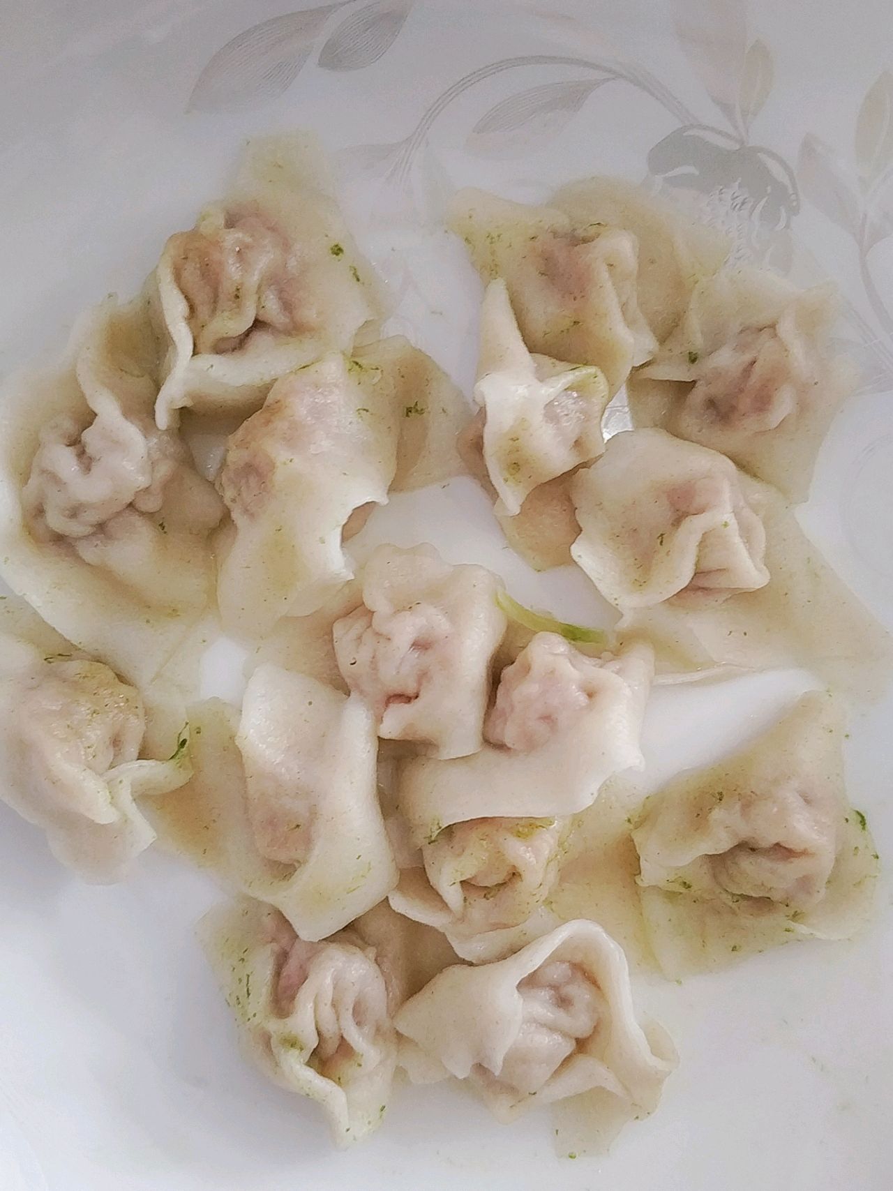 胡萝卜猪肉馄饨