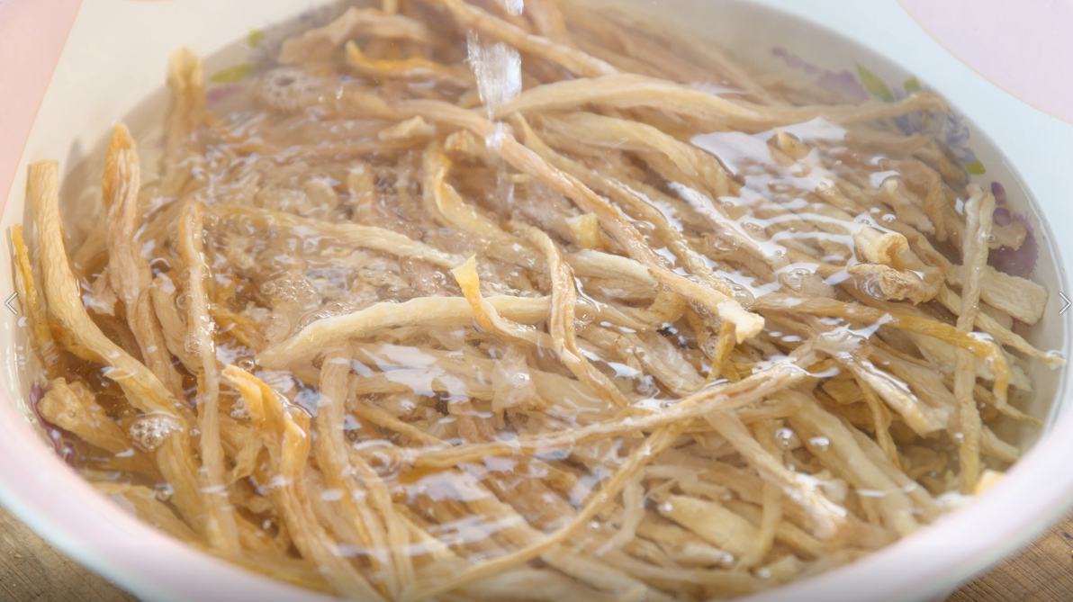 湖南人是这样腌萝卜干的，2种传统做法，腌3天就能吃，又香又辣