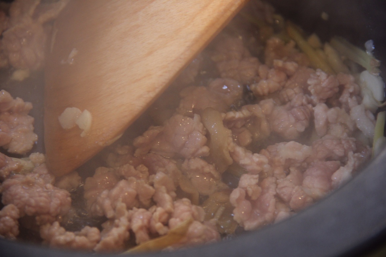 湖南人最爱家常菜———辣椒炒肉