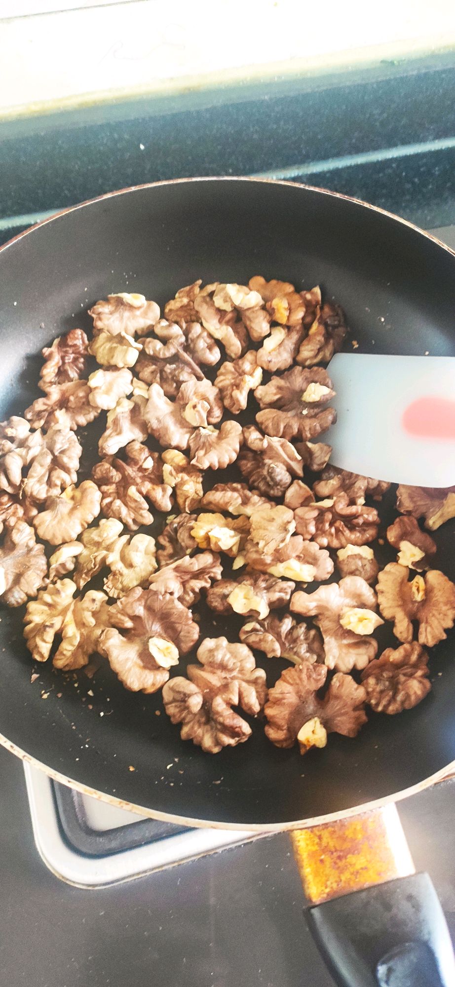 琥珀芝麻核桃仁