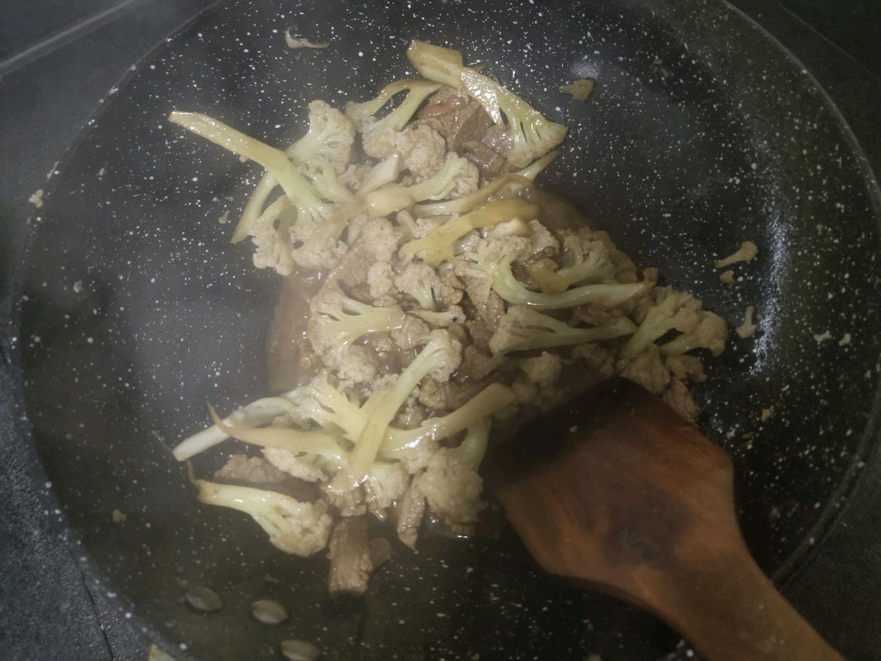 花菜炒牛肉