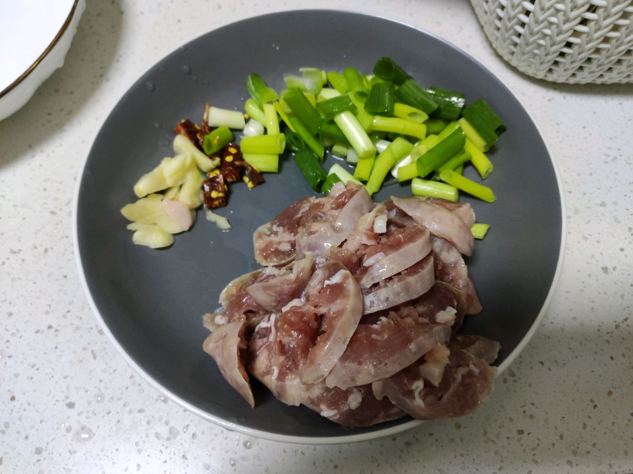 花菜炒香肠