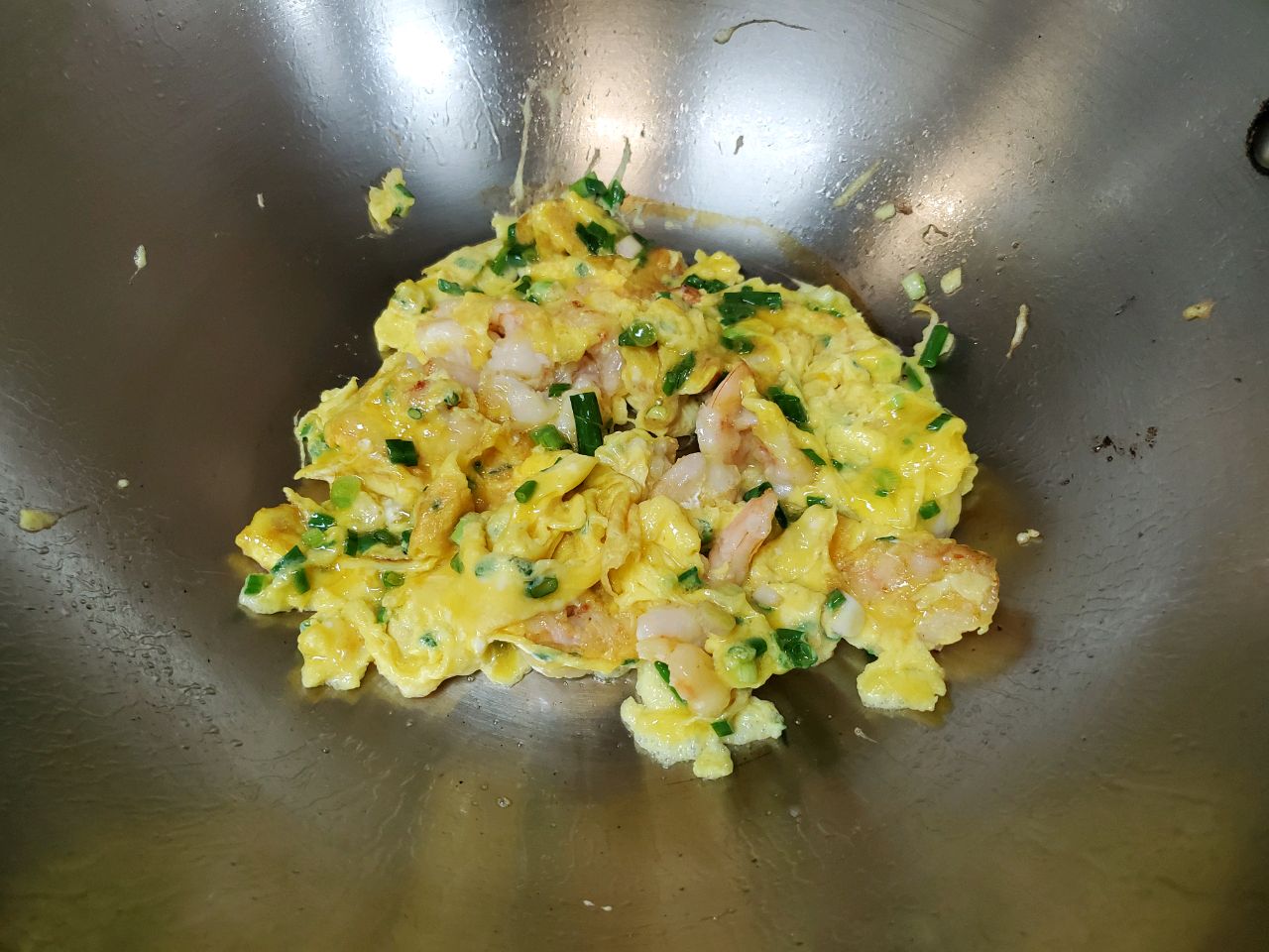滑蛋炒海虾仁