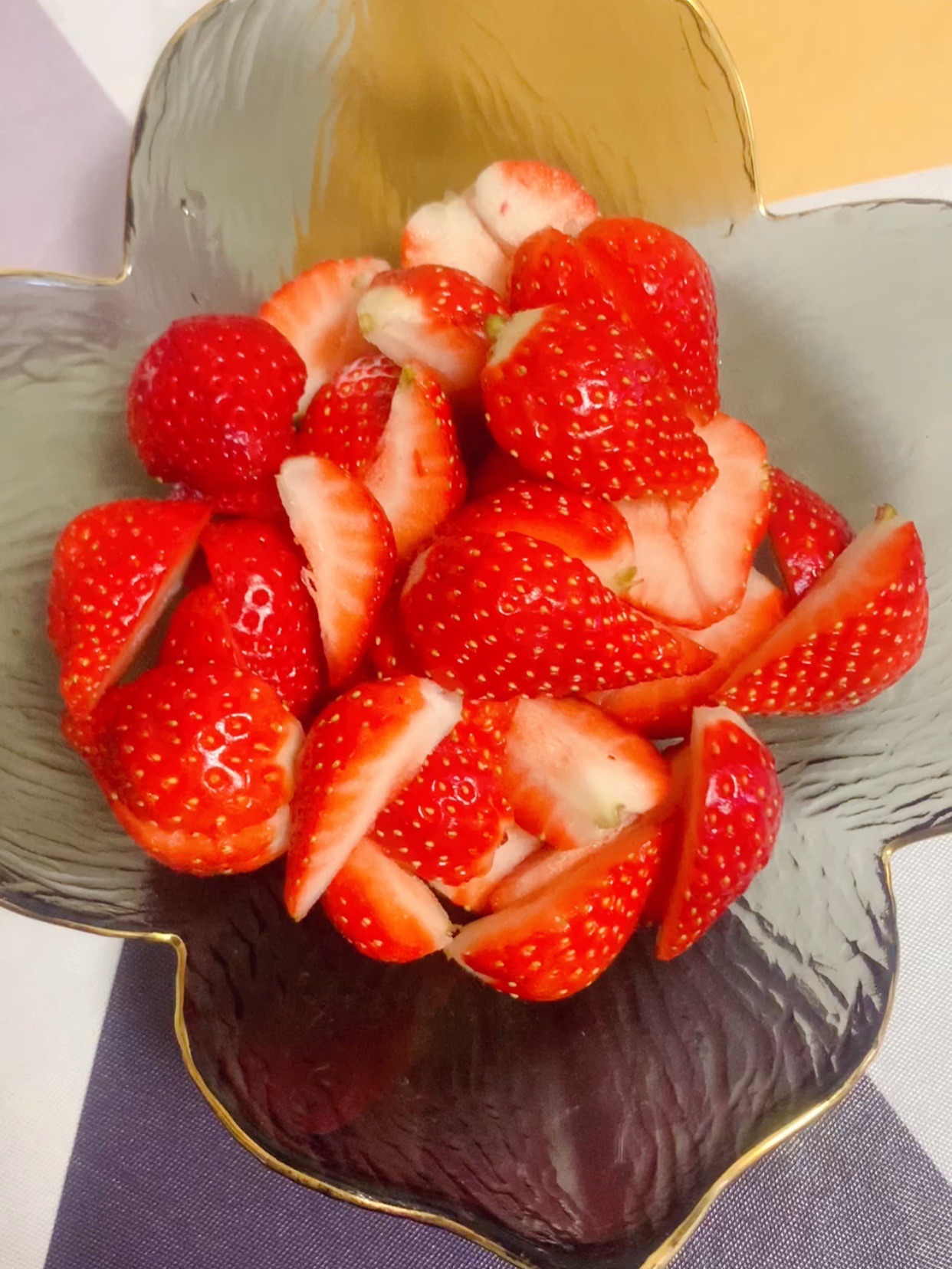 花环草莓拿破仑