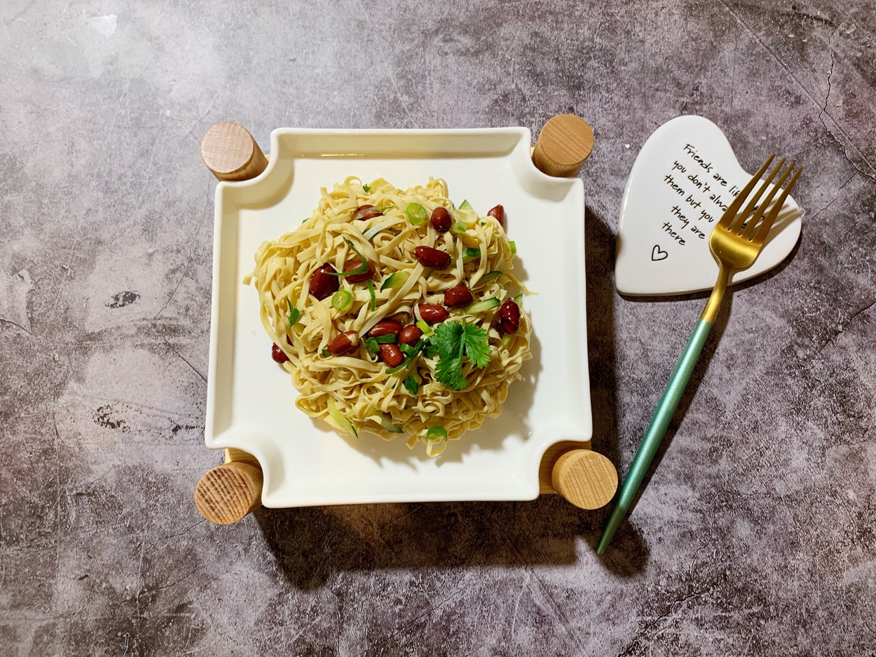 花生米拌干豆腐丝