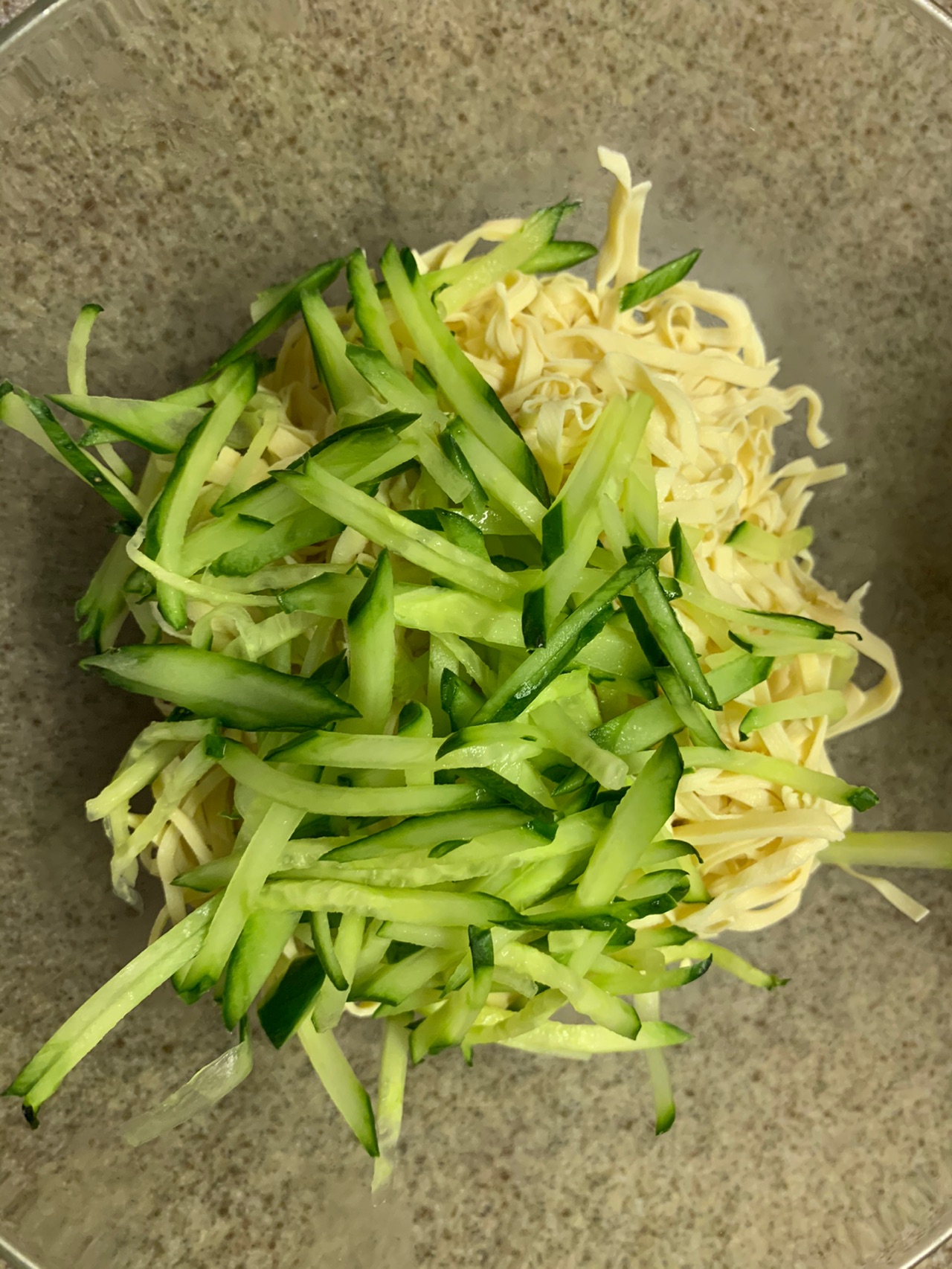花生米拌干豆腐丝