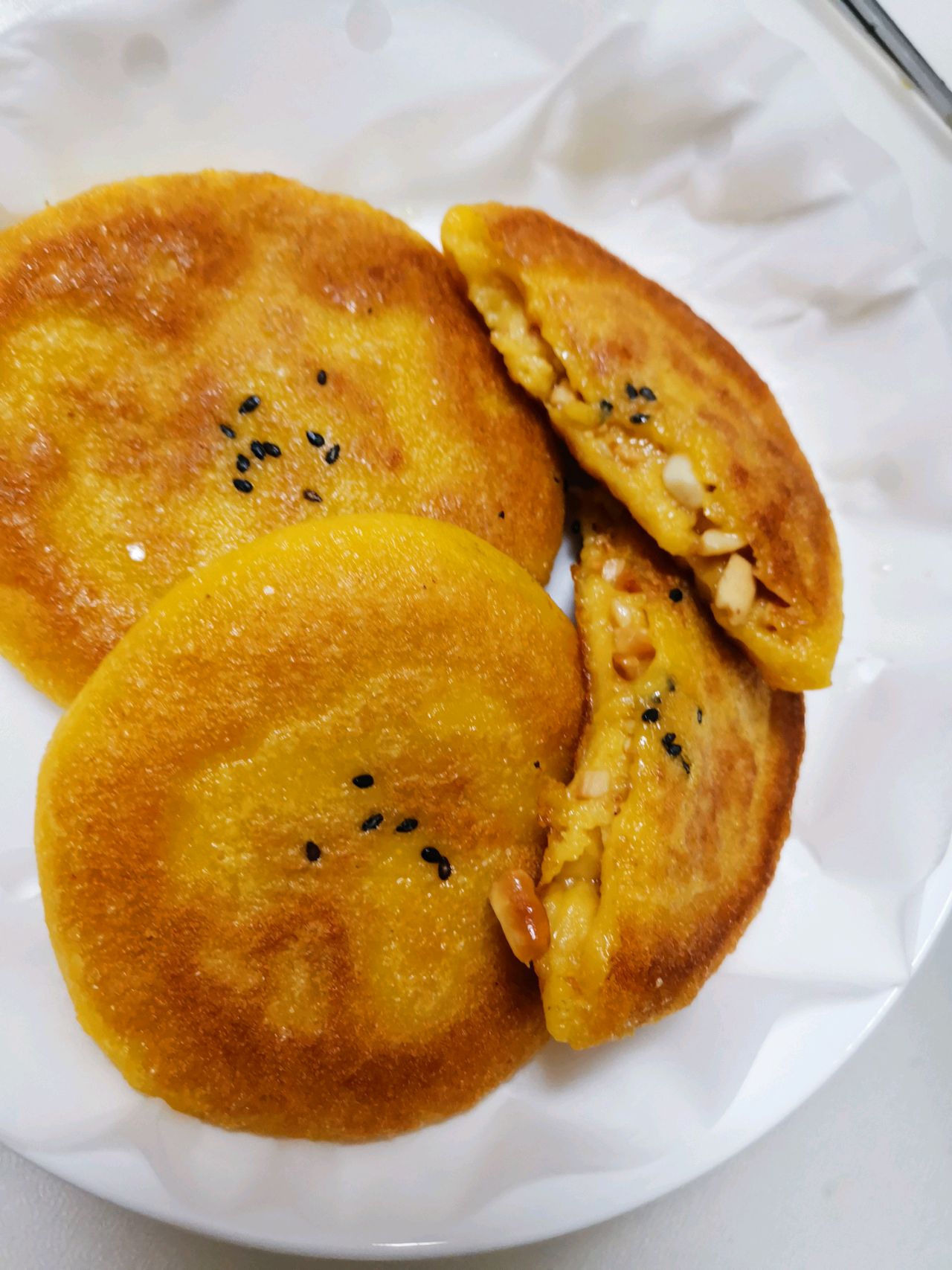 花生芝麻馅南瓜饼