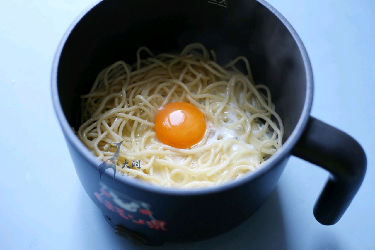 花样意粉煎蛋肠