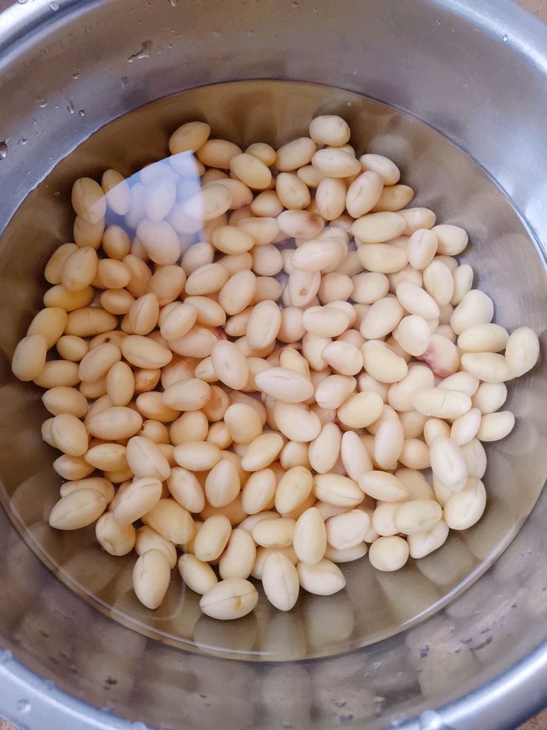 黄豆酱猪蹄