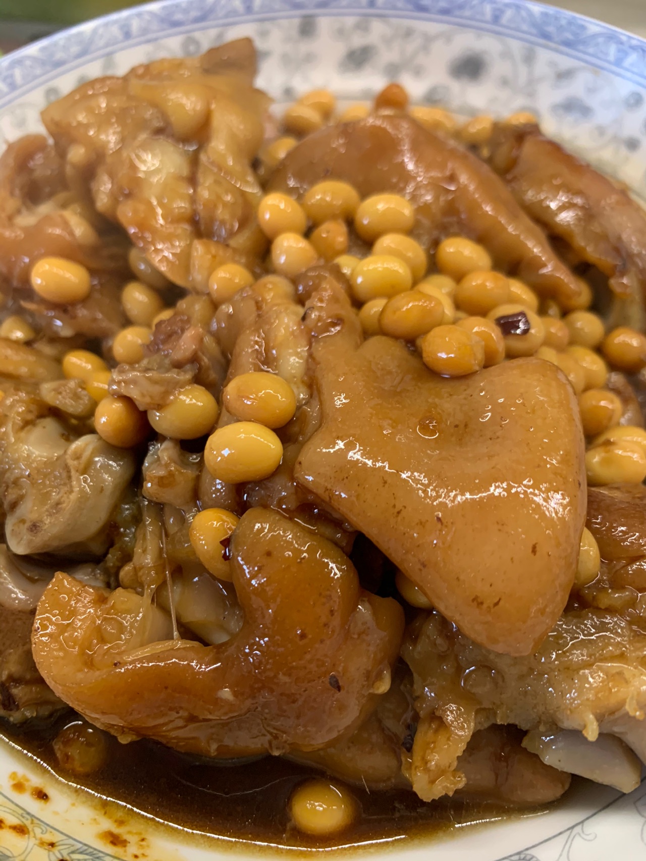 黄豆焖猪脚