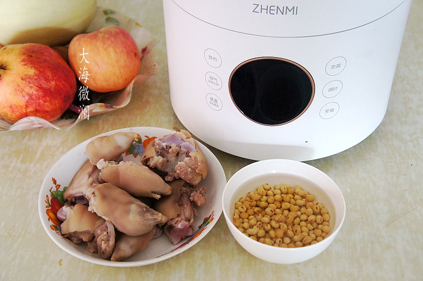 黄豆焖猪蹄