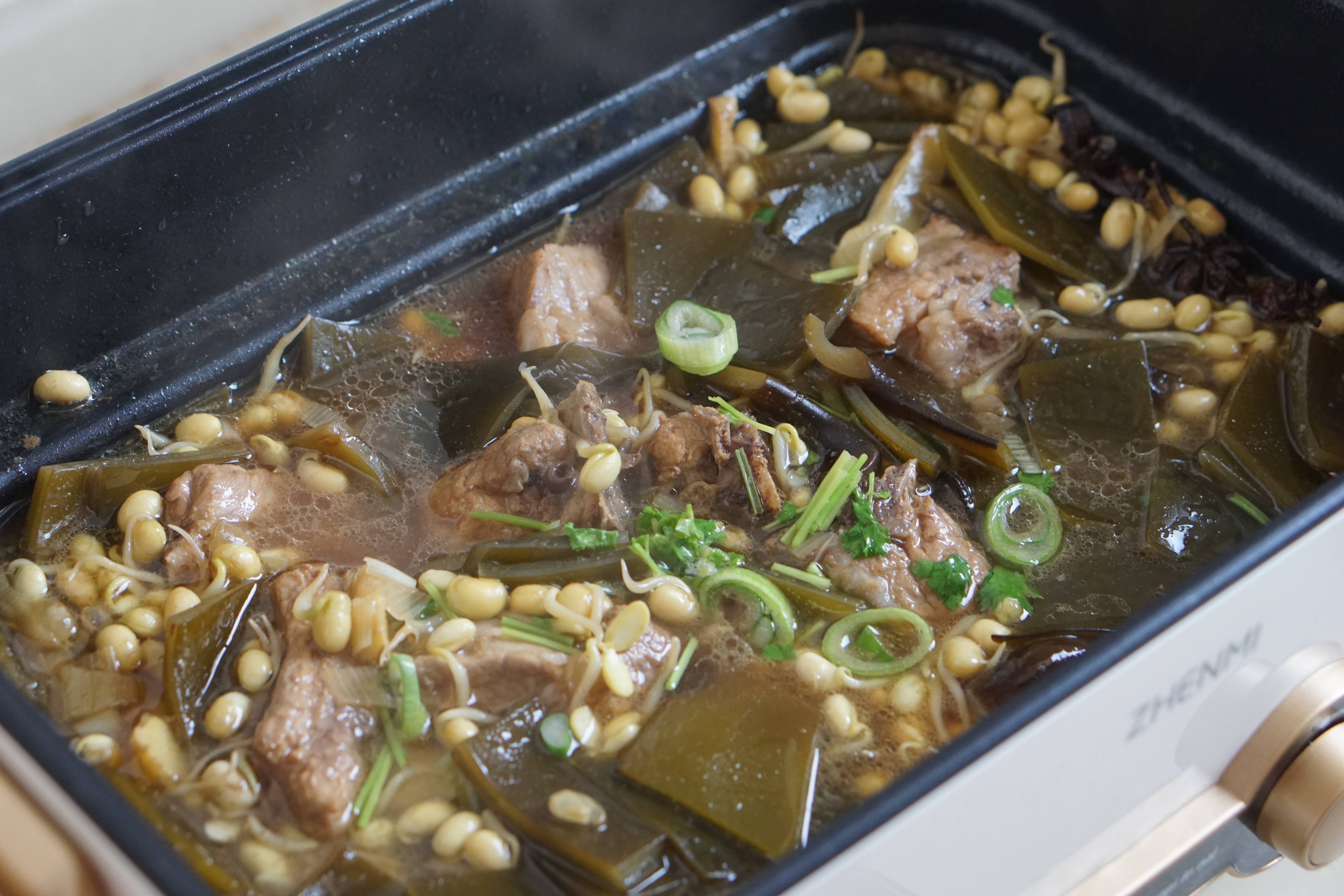 黄豆芽海带炖排骨