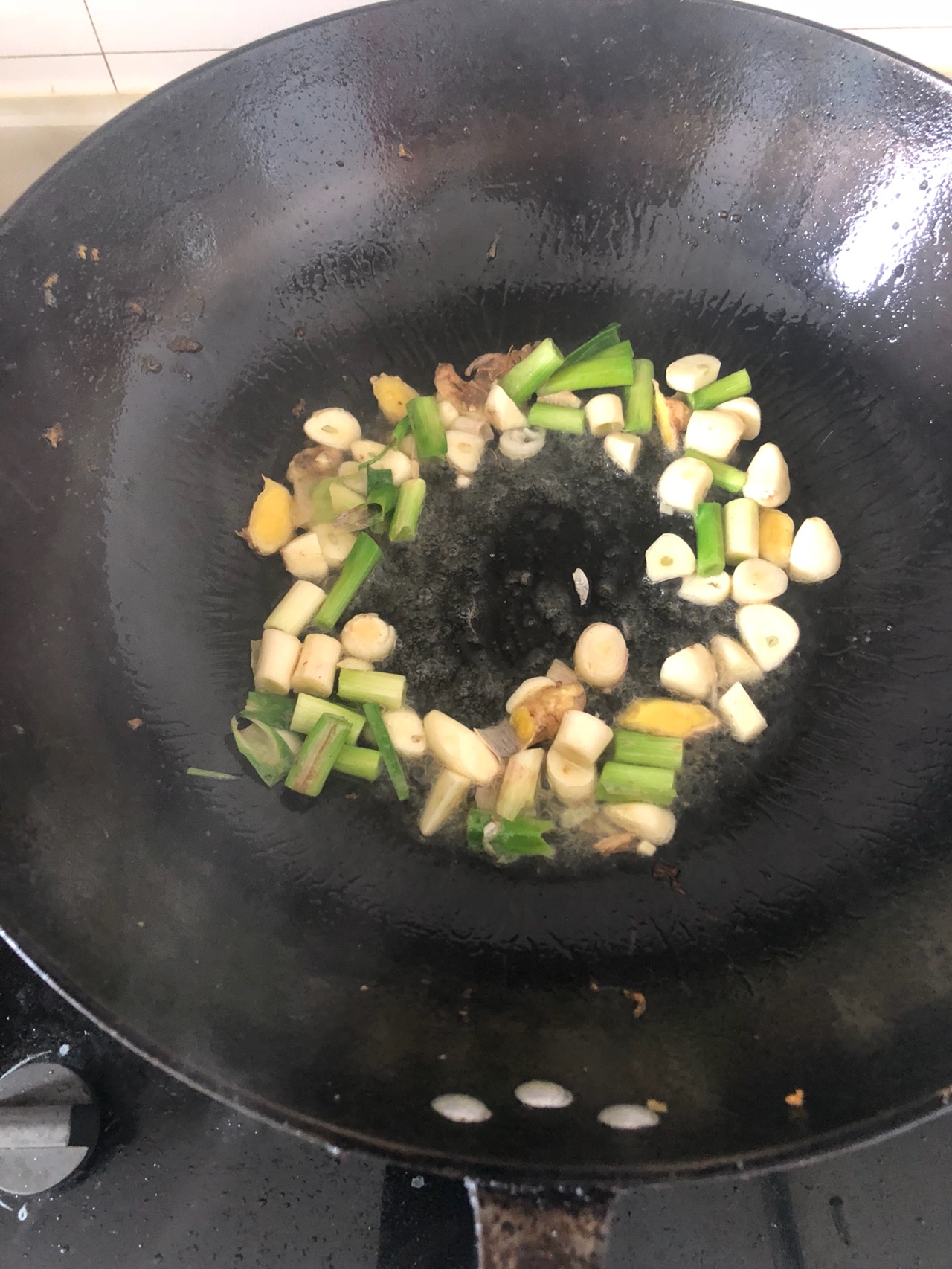黄骨鱼煲
