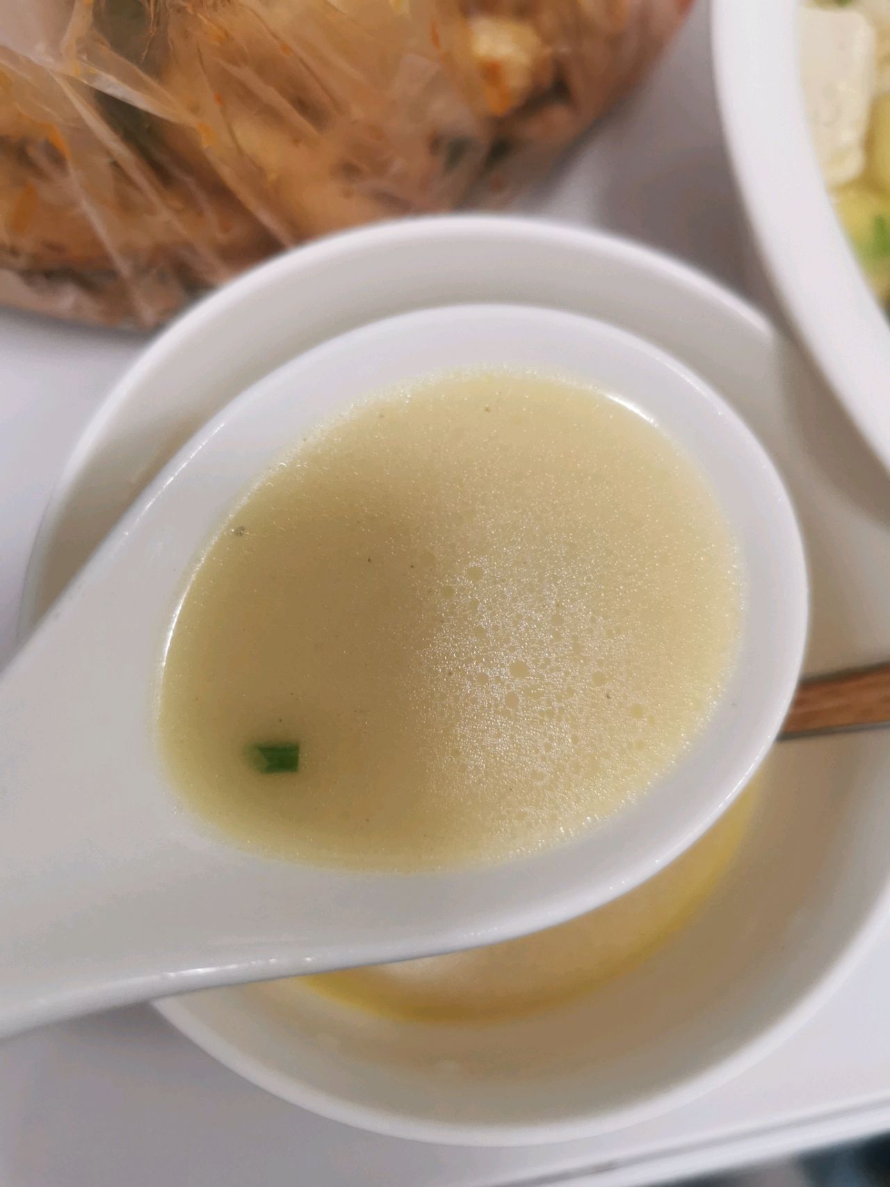 黄骨鱼炖豆腐吃的渣都不剩