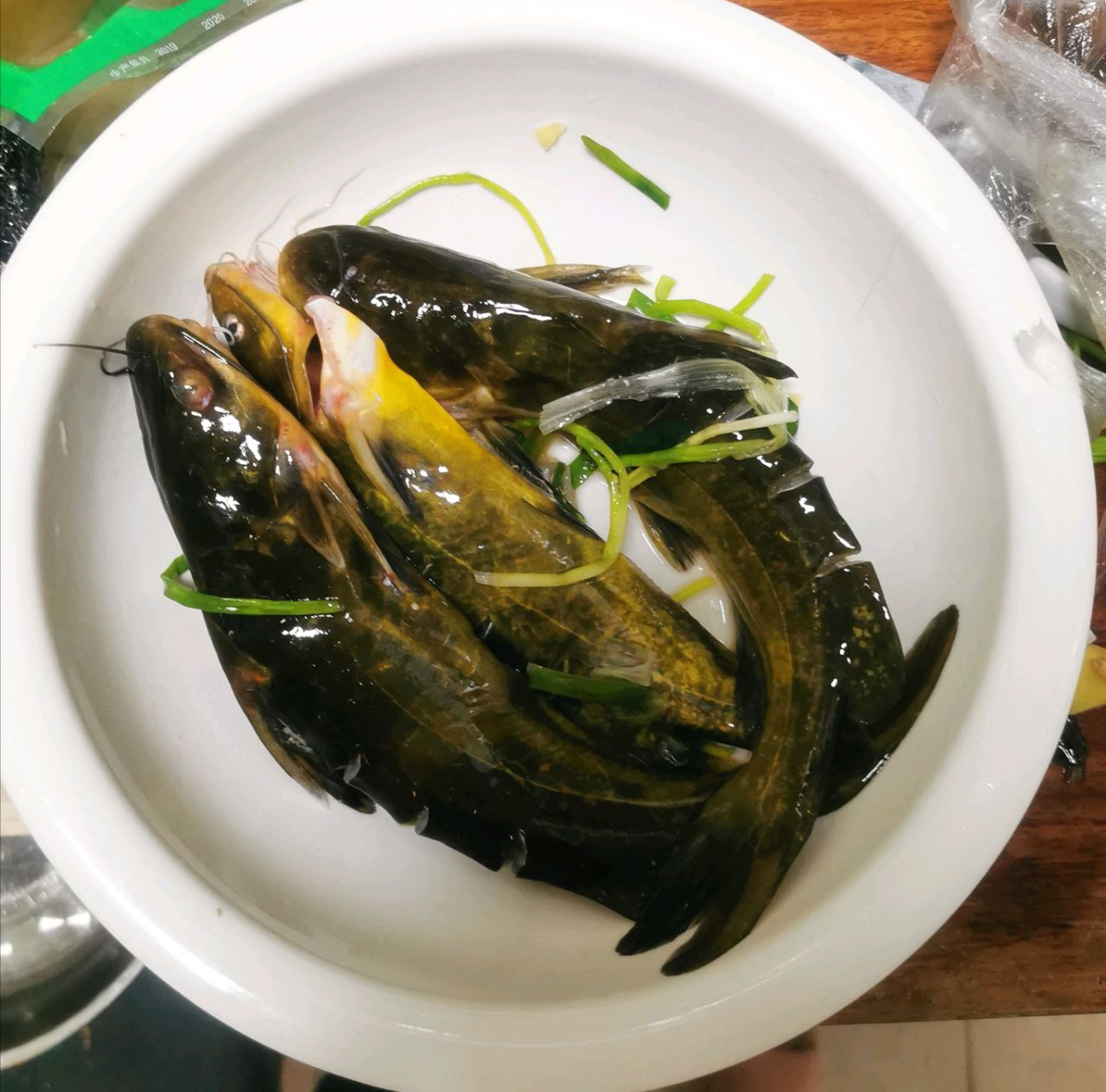 黄骨鱼炖豆腐吃的渣都不剩