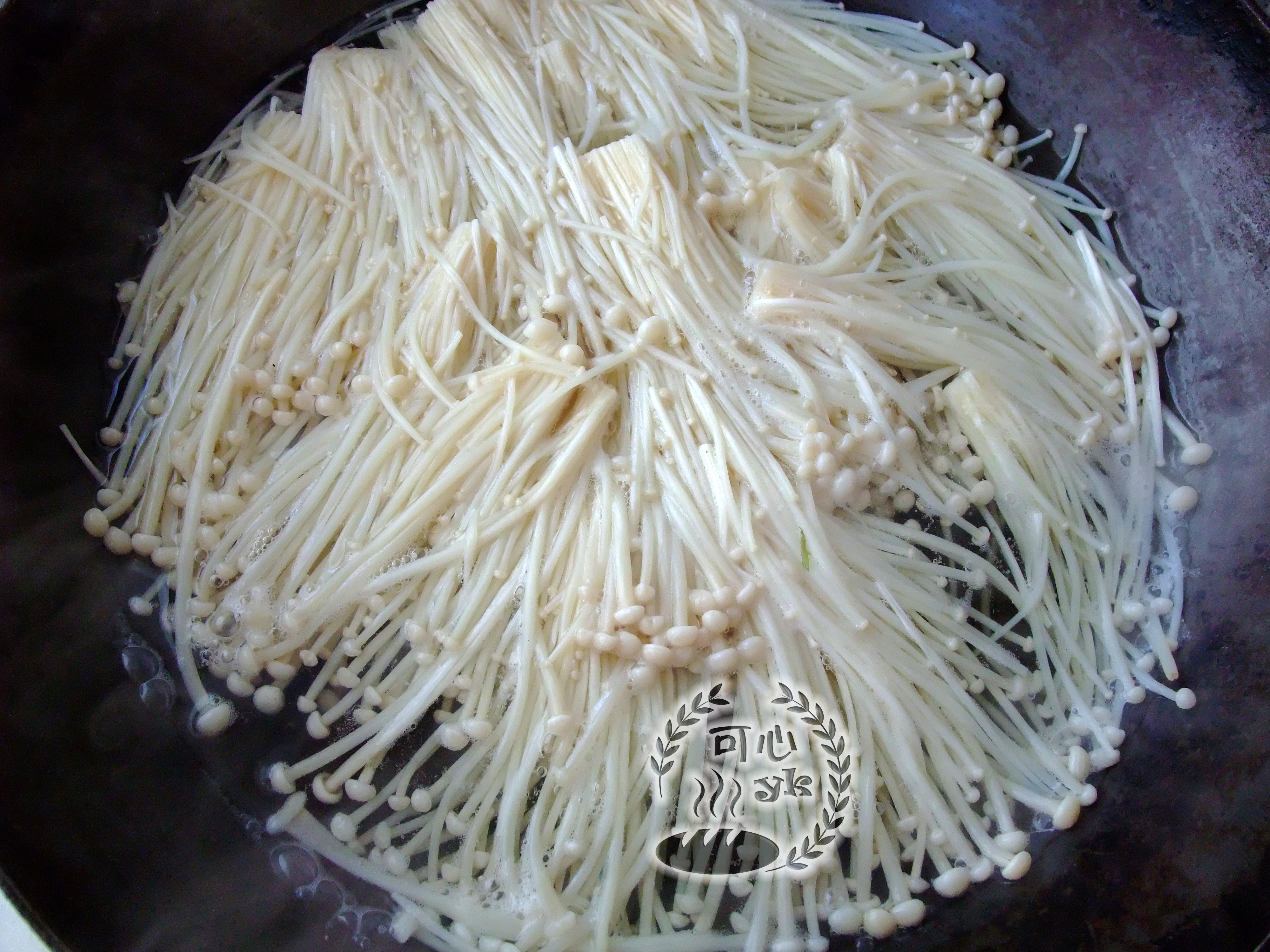 黄瓜金针菇