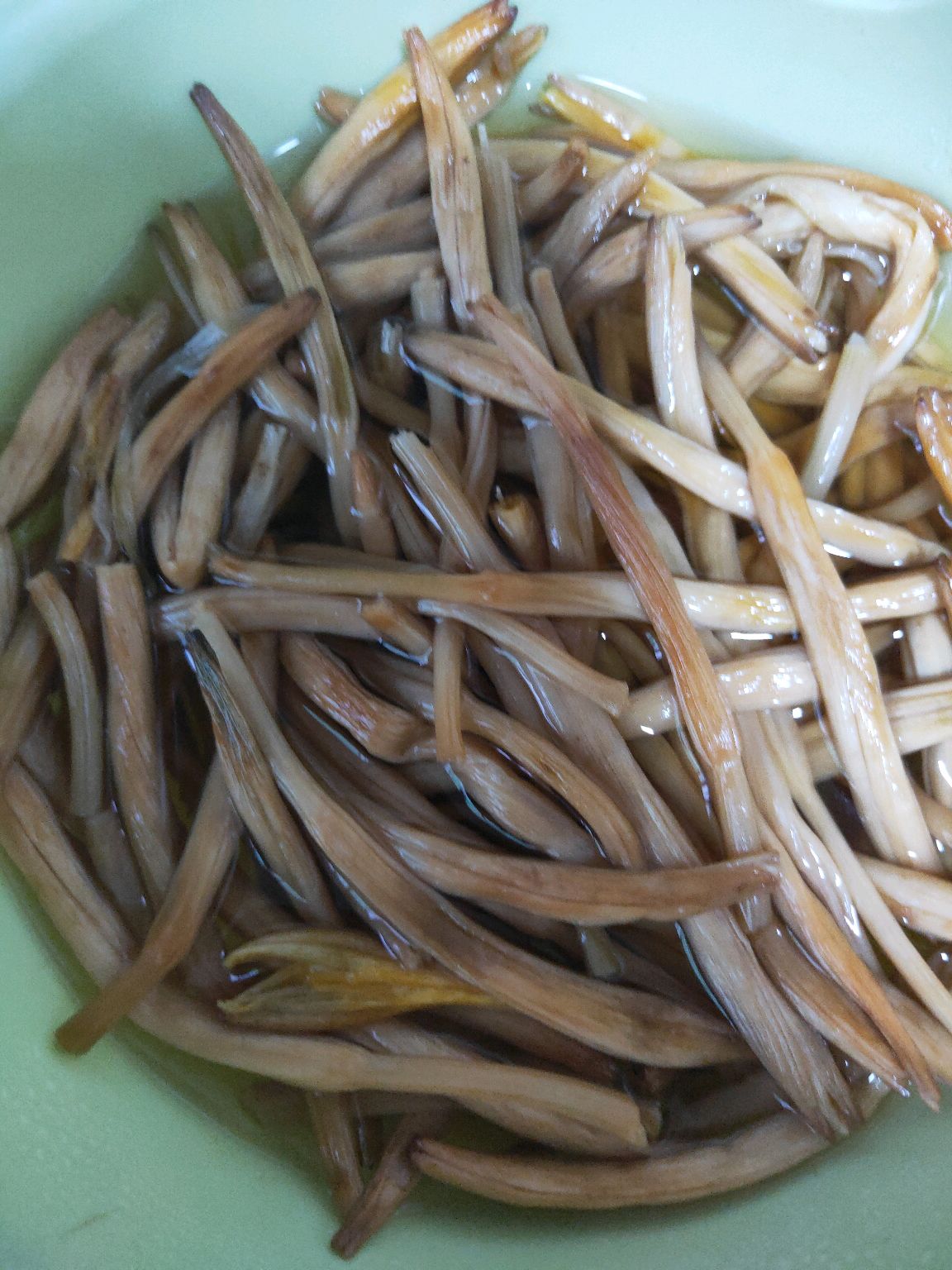 黄花圆子汤