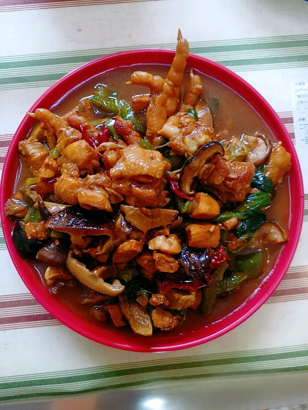 :)黄焖鸡～（四人餐）
