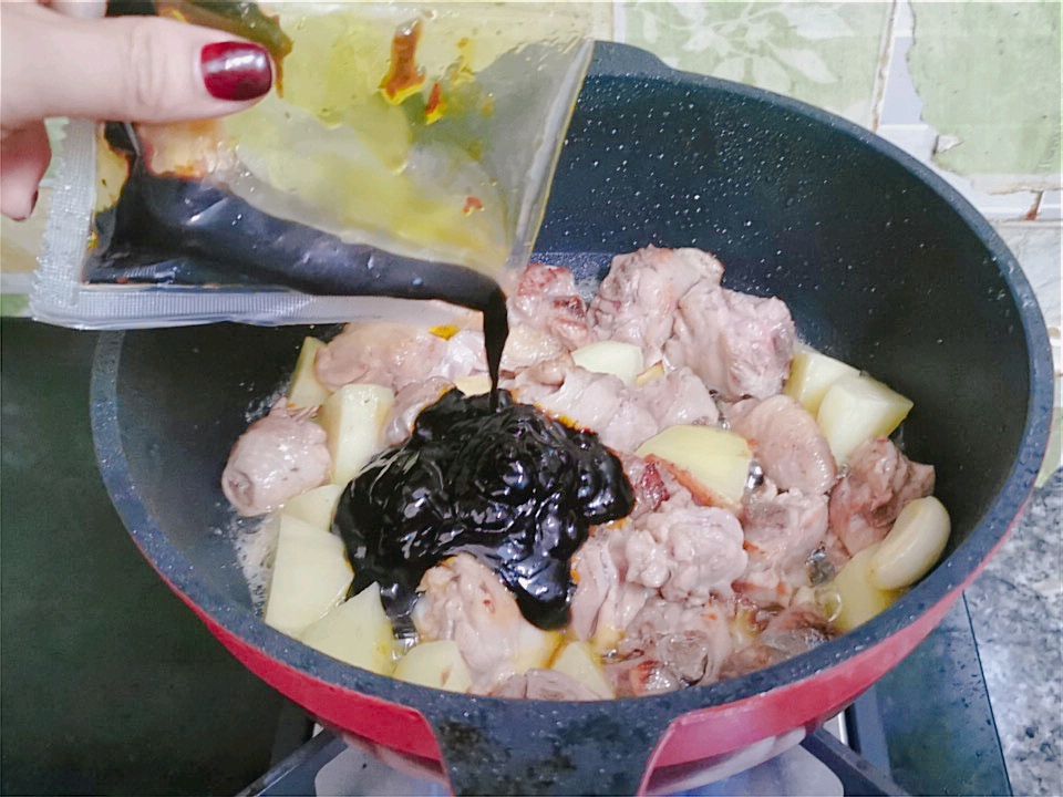 黄焖鸡肉