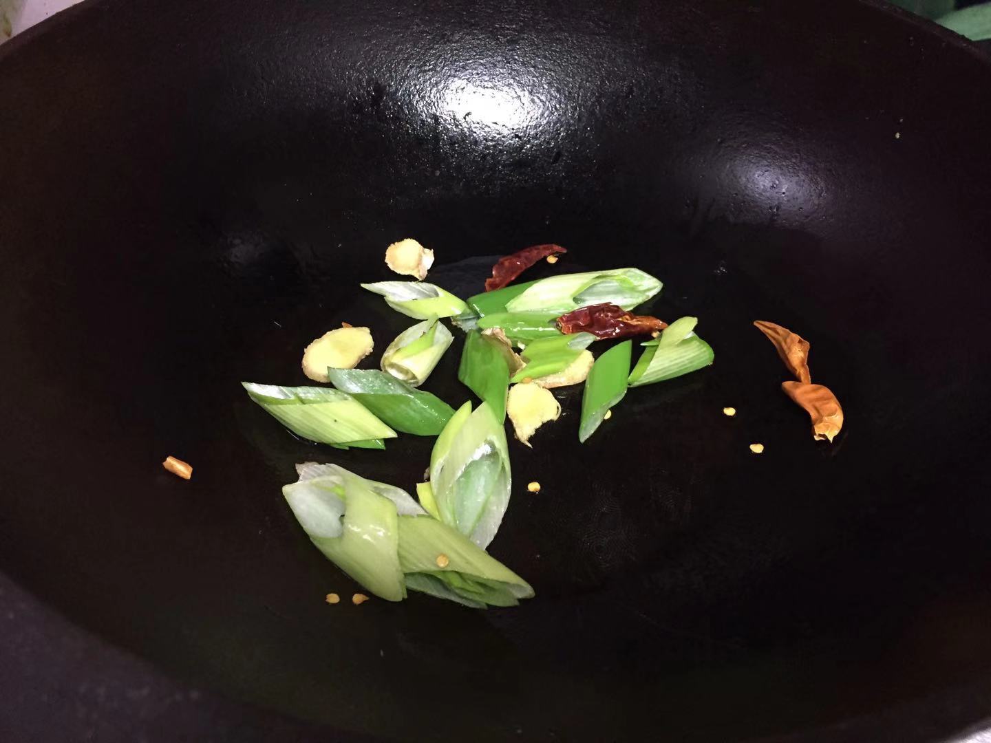 黄焖鸡腿