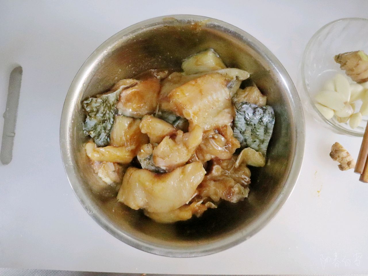 黄焖酥骨鱼块