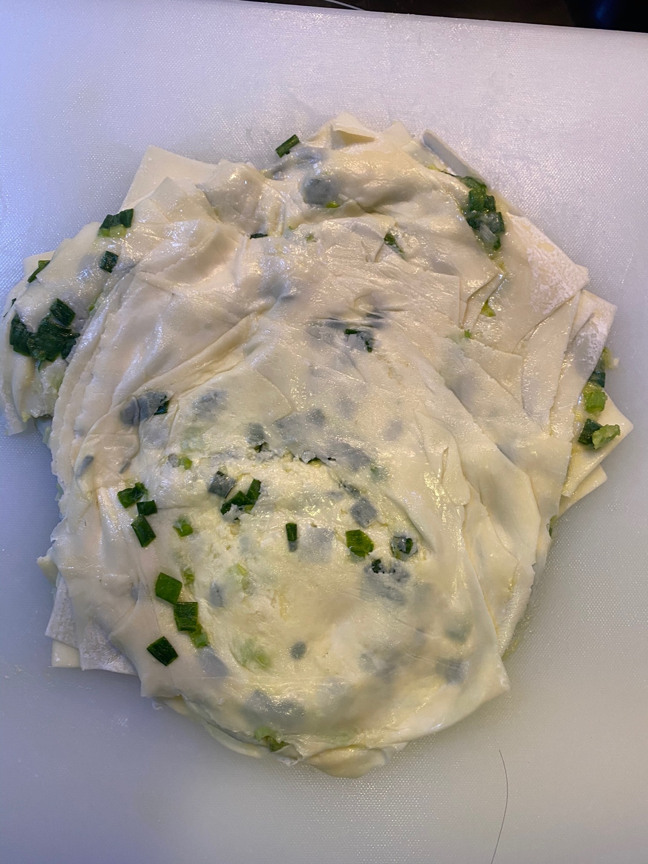 黄油馄饨皮葱油饼