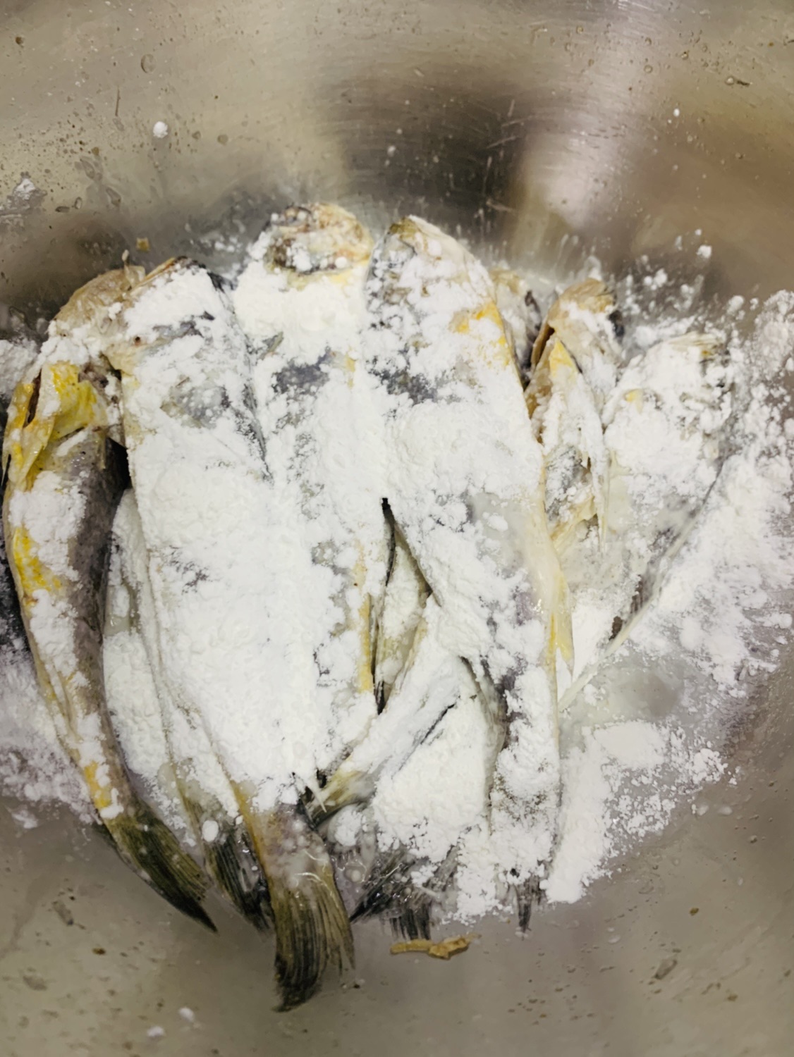 黄鱼干炸