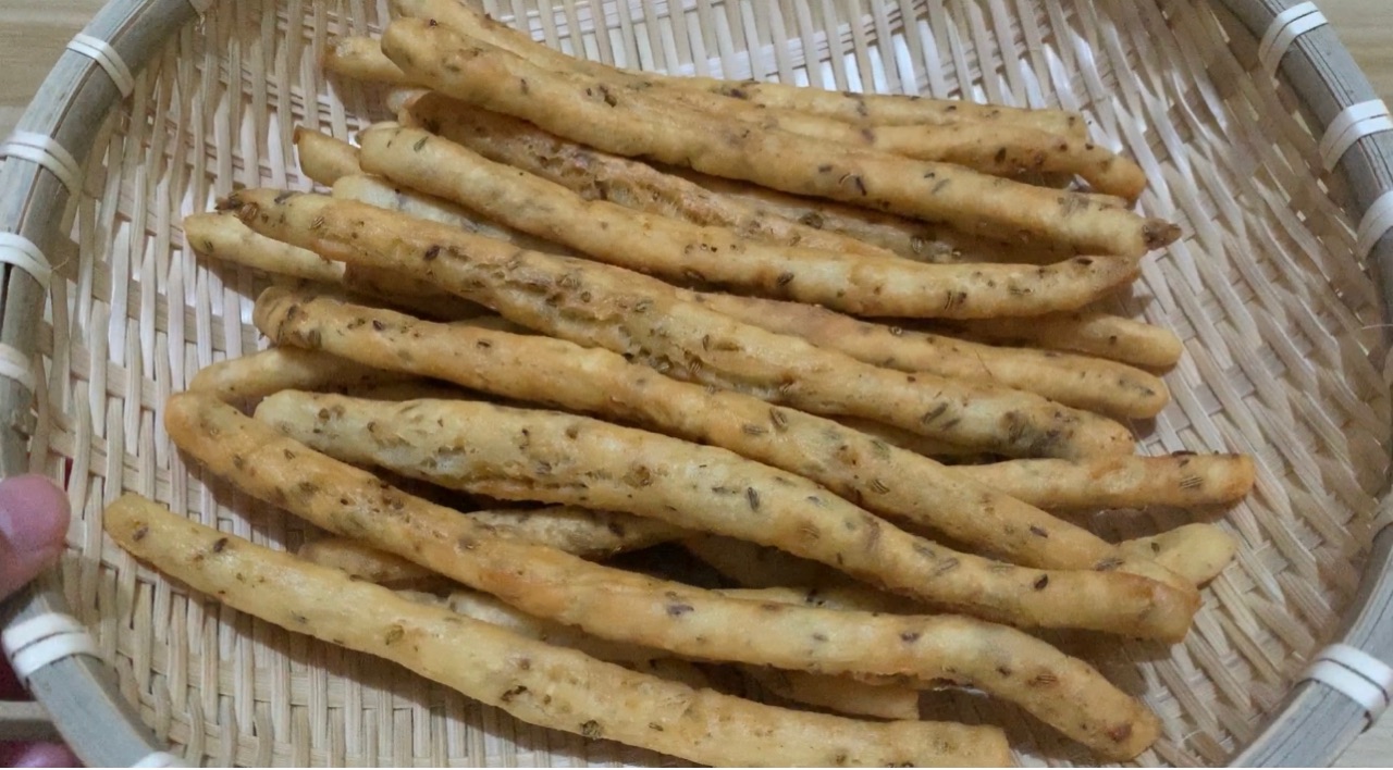 茴香小油条