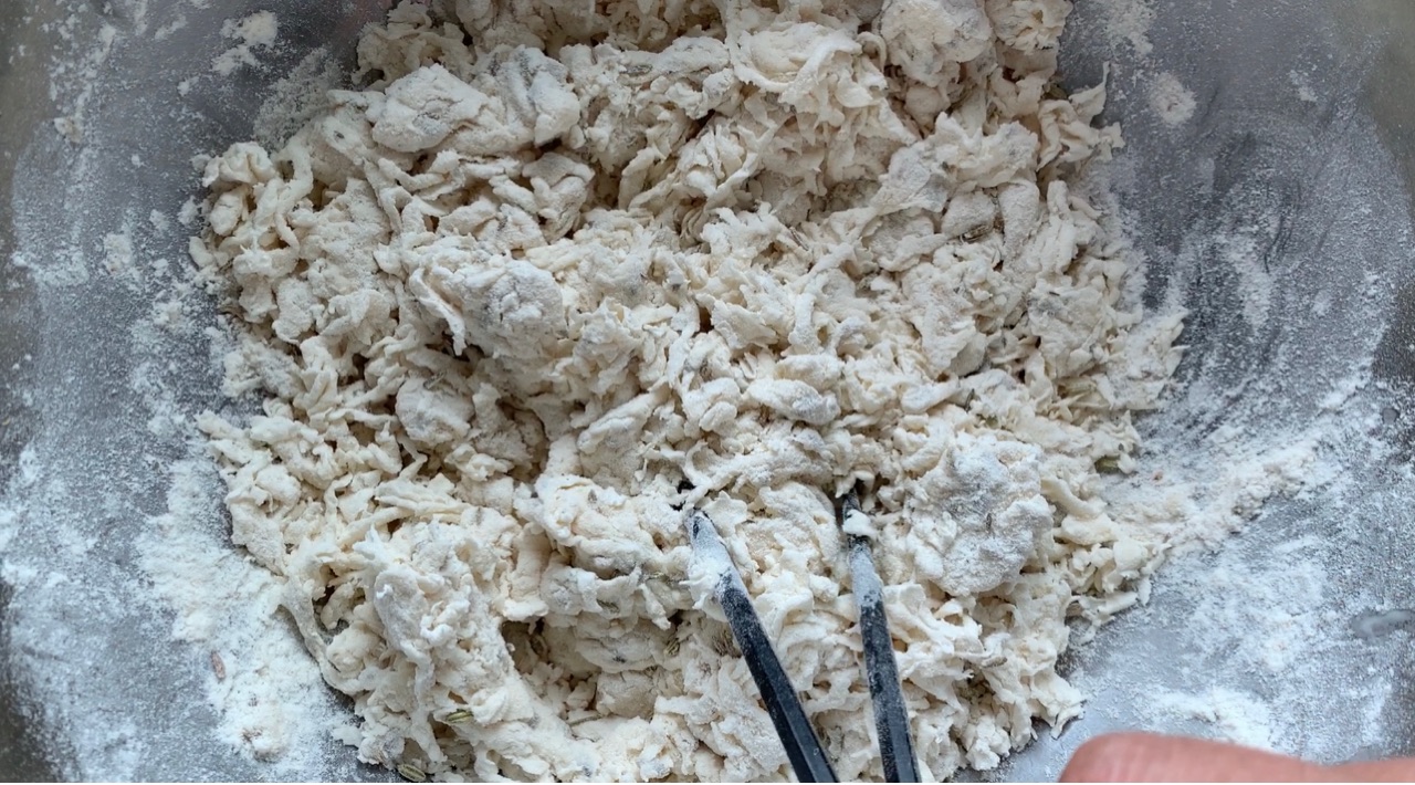 茴香小油条