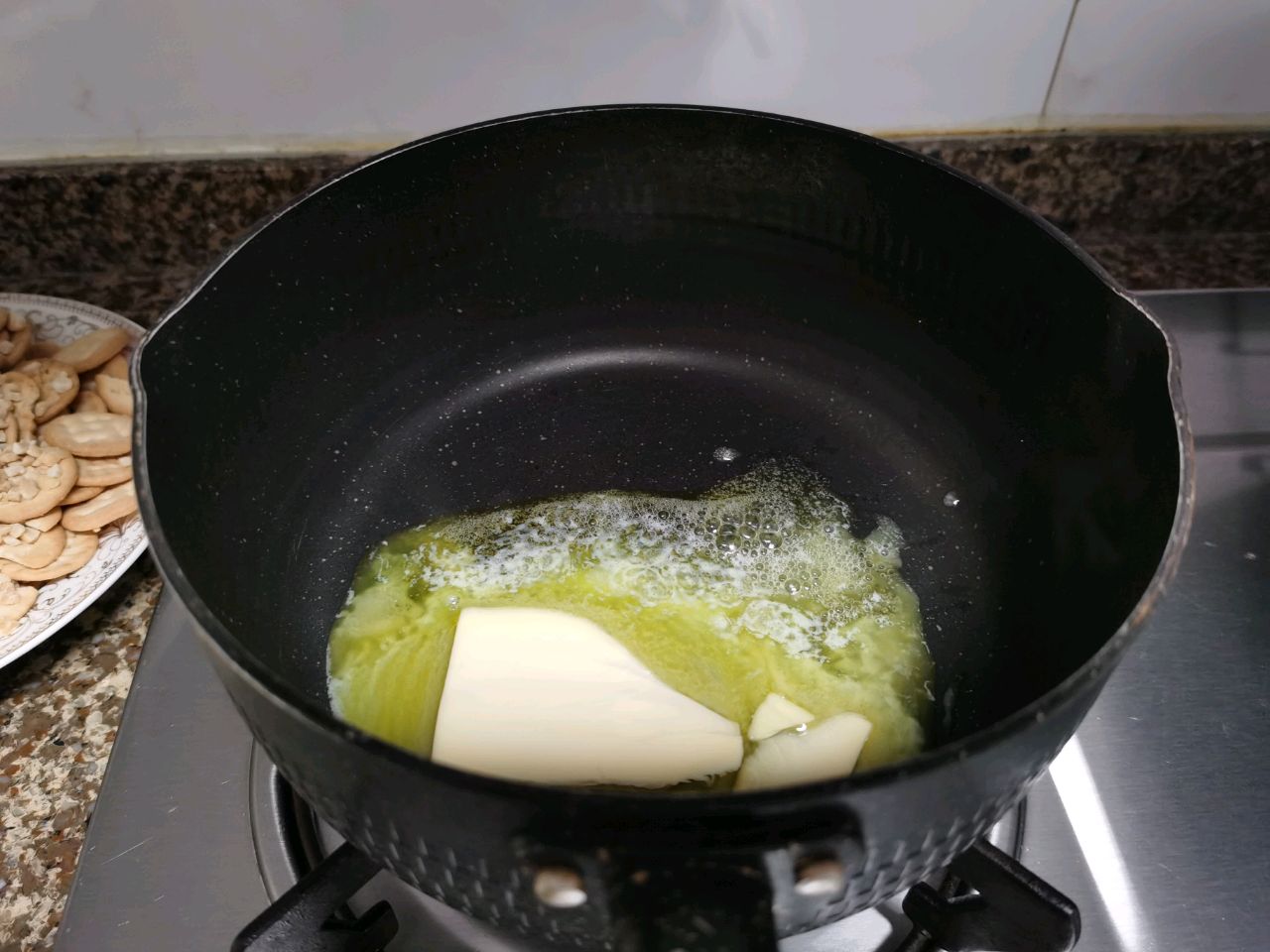混合坚果饼干牛轧糖