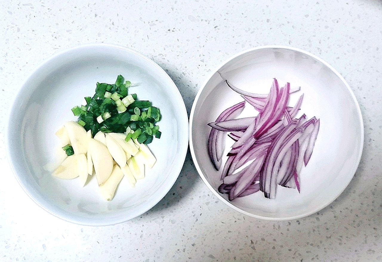 火锅年糕炒牛肉粒