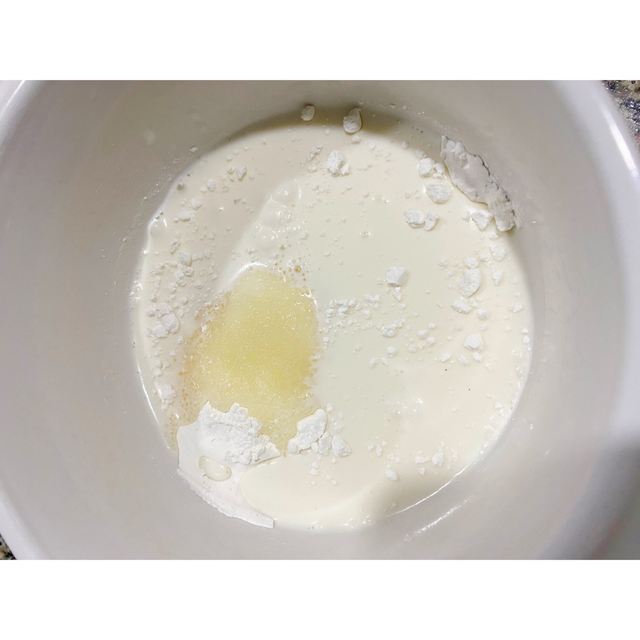 火龙果黑米麻薯软欧包