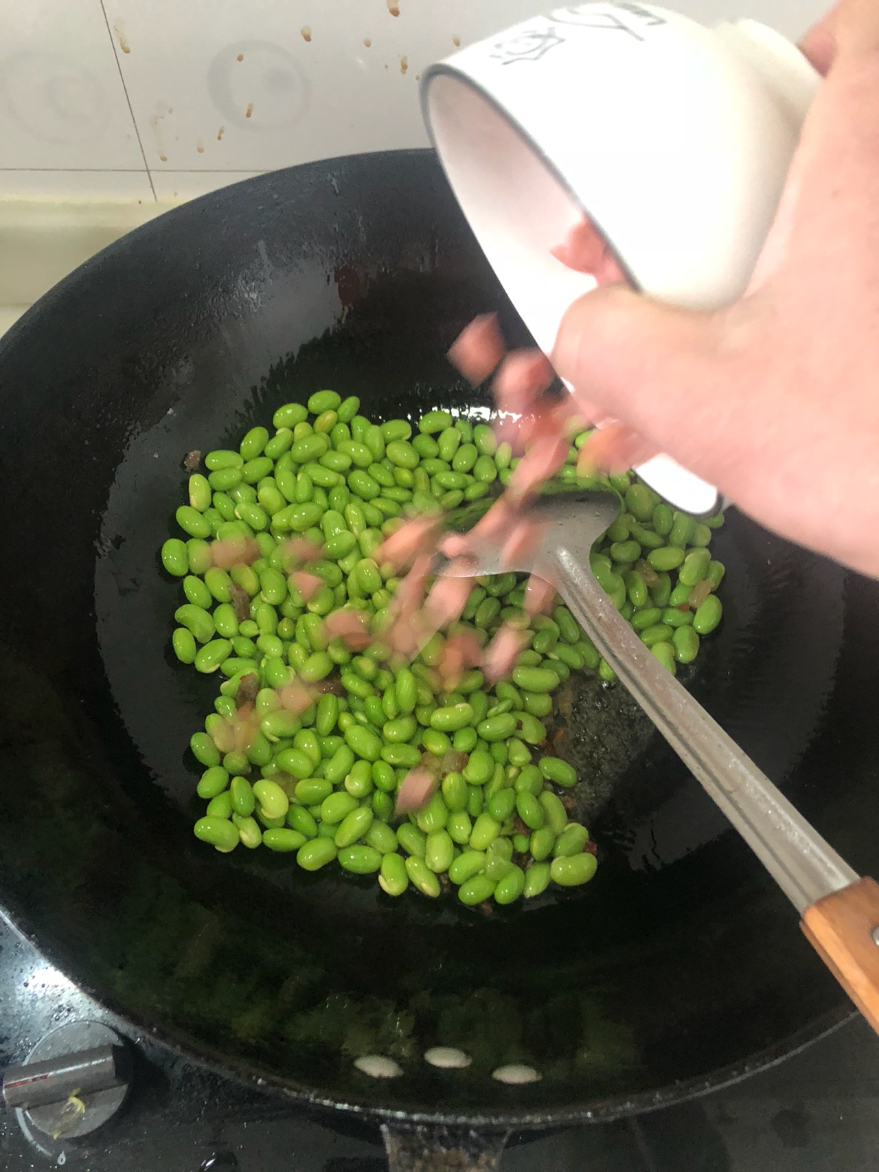火腿炒青豆