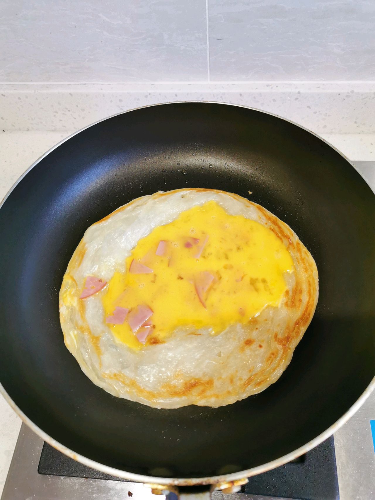 火腿鸡蛋卷饼