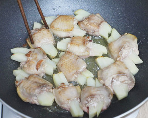 鸡翅土豆条