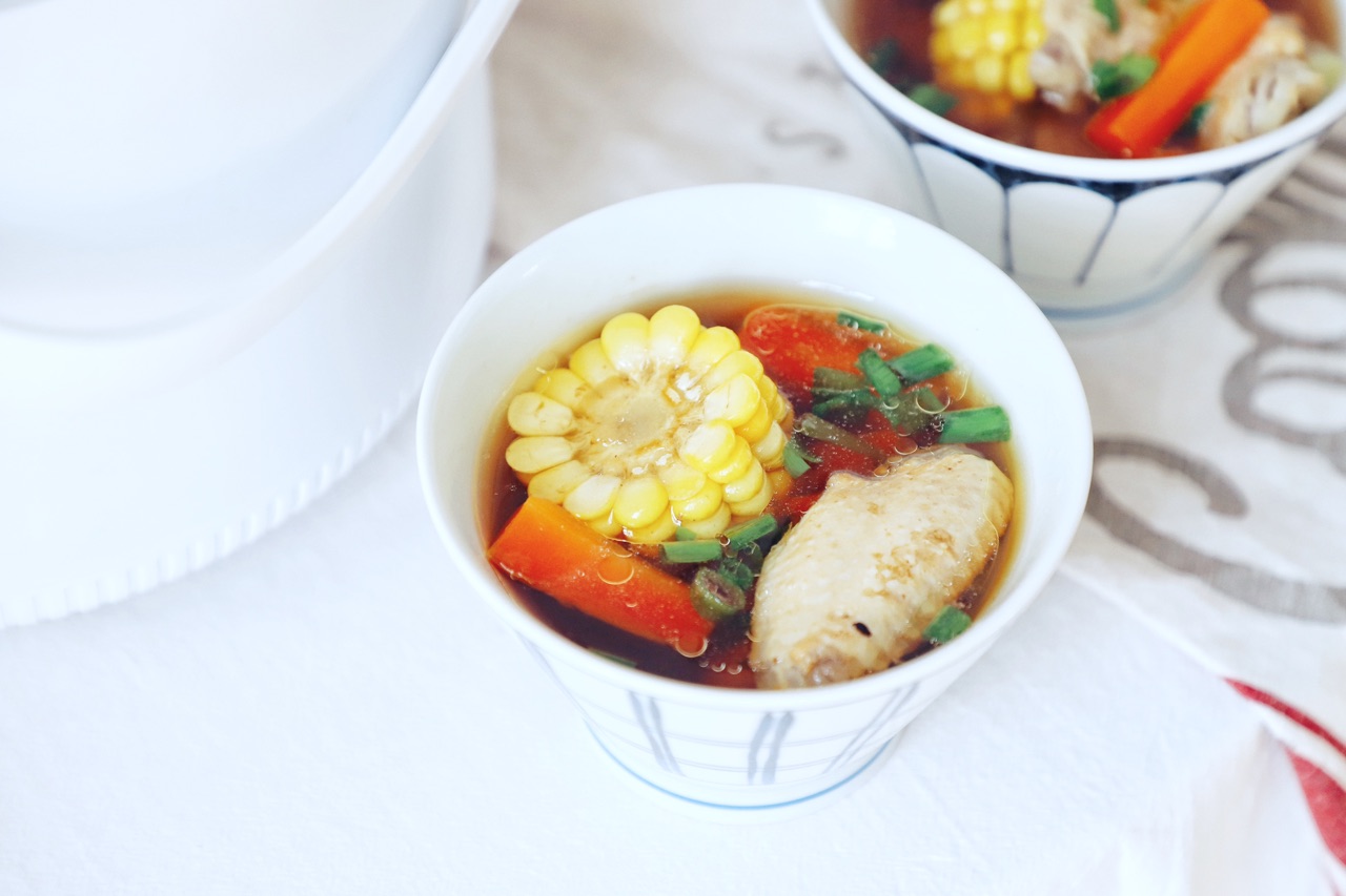 鸡翅玉米鲜汤（电饭锅版）
