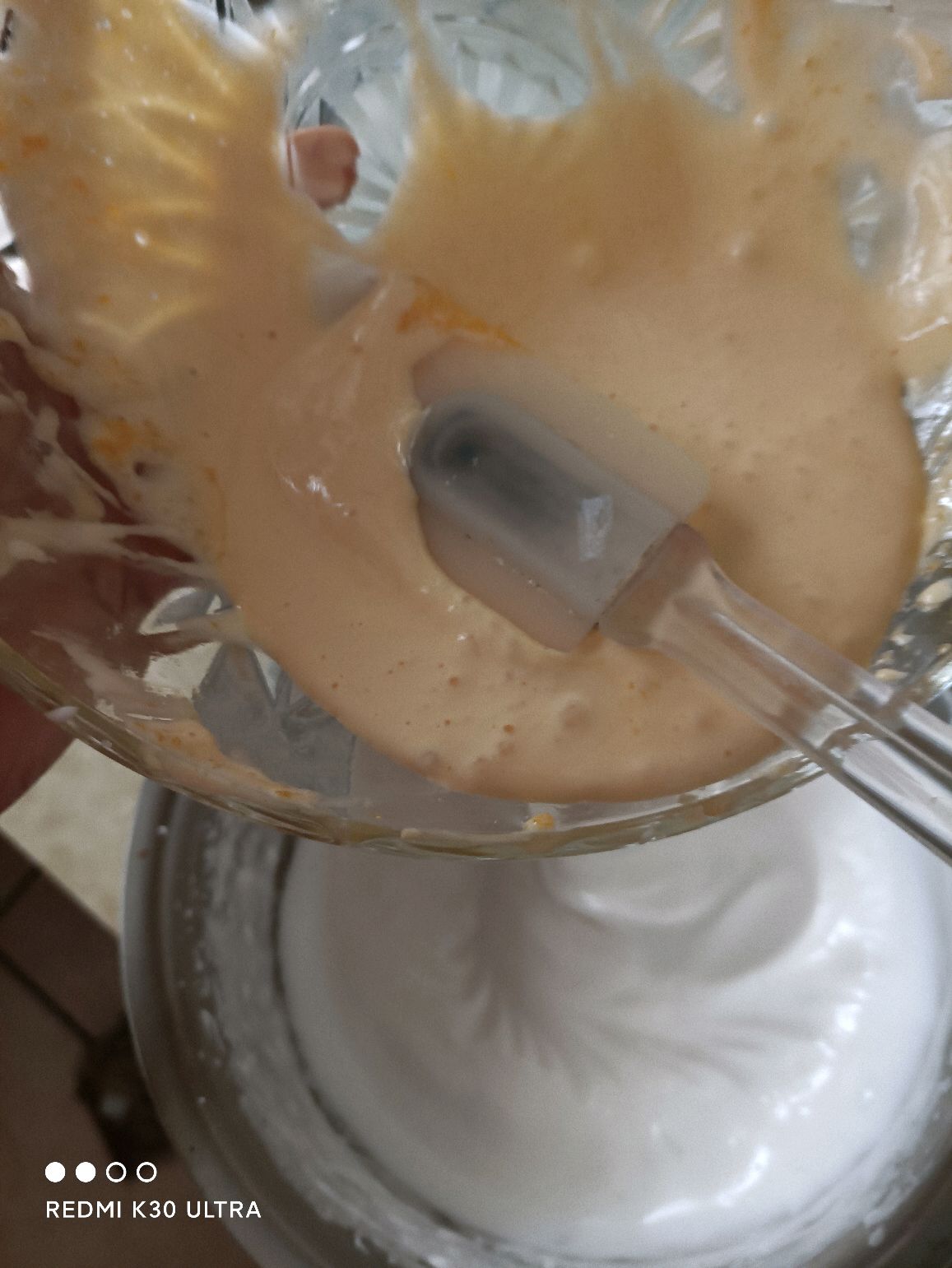 鸡蛋饼干