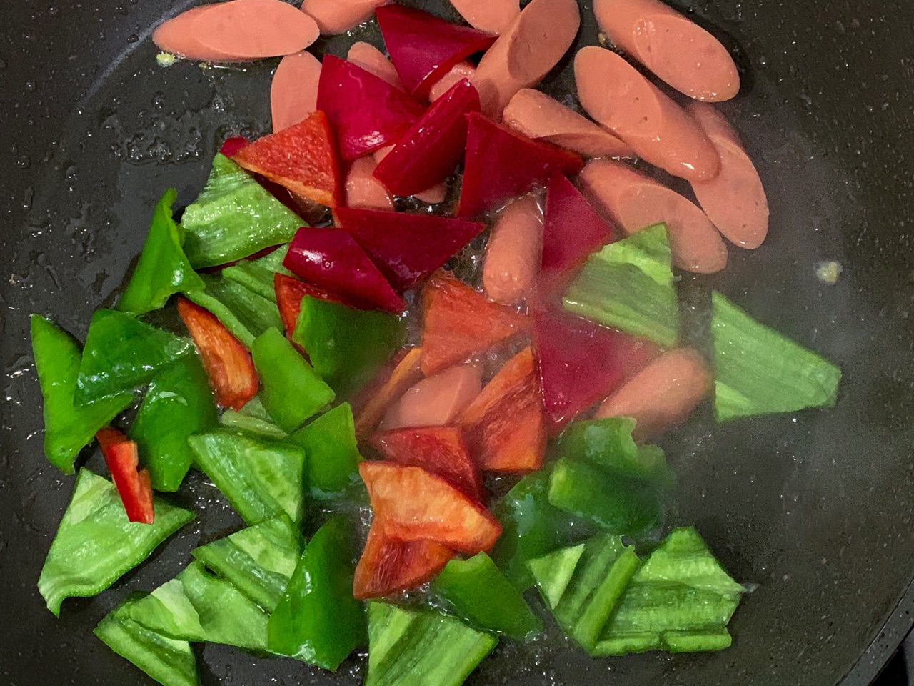 鸡蛋炒火腿肠