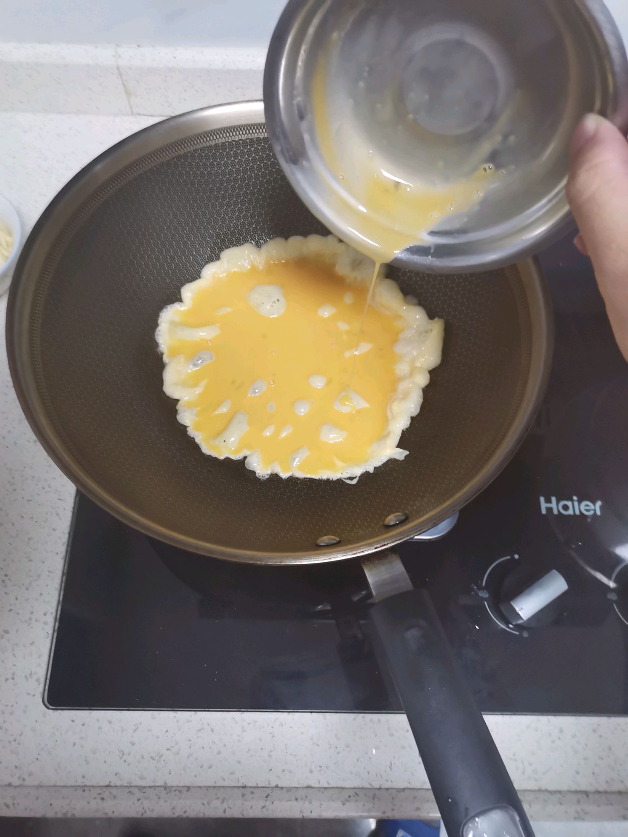 鸡蛋豆苗鲜汤