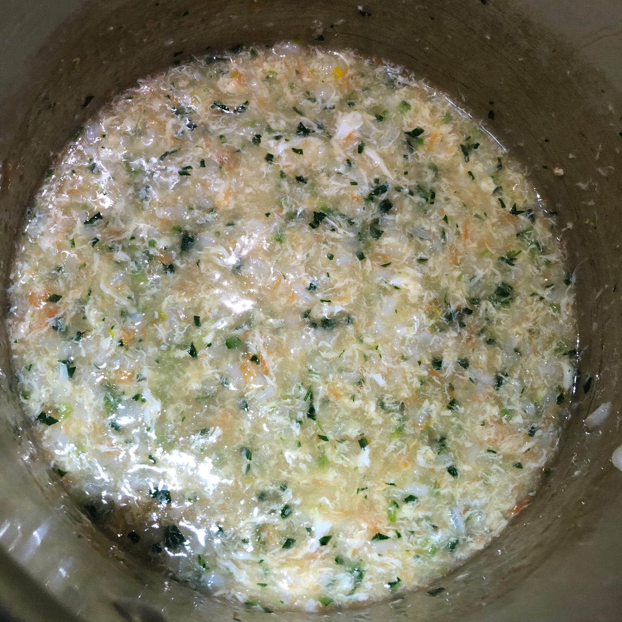 鸡蛋青菜萝卜粥